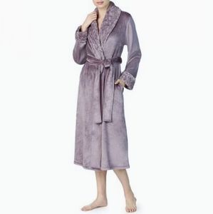 Anne Kline Plush Robe